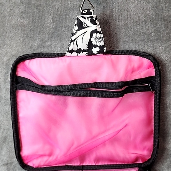 Hanging Toiletry Travel Bag. Pink, Black And White Floral New - Picture 2 of 7